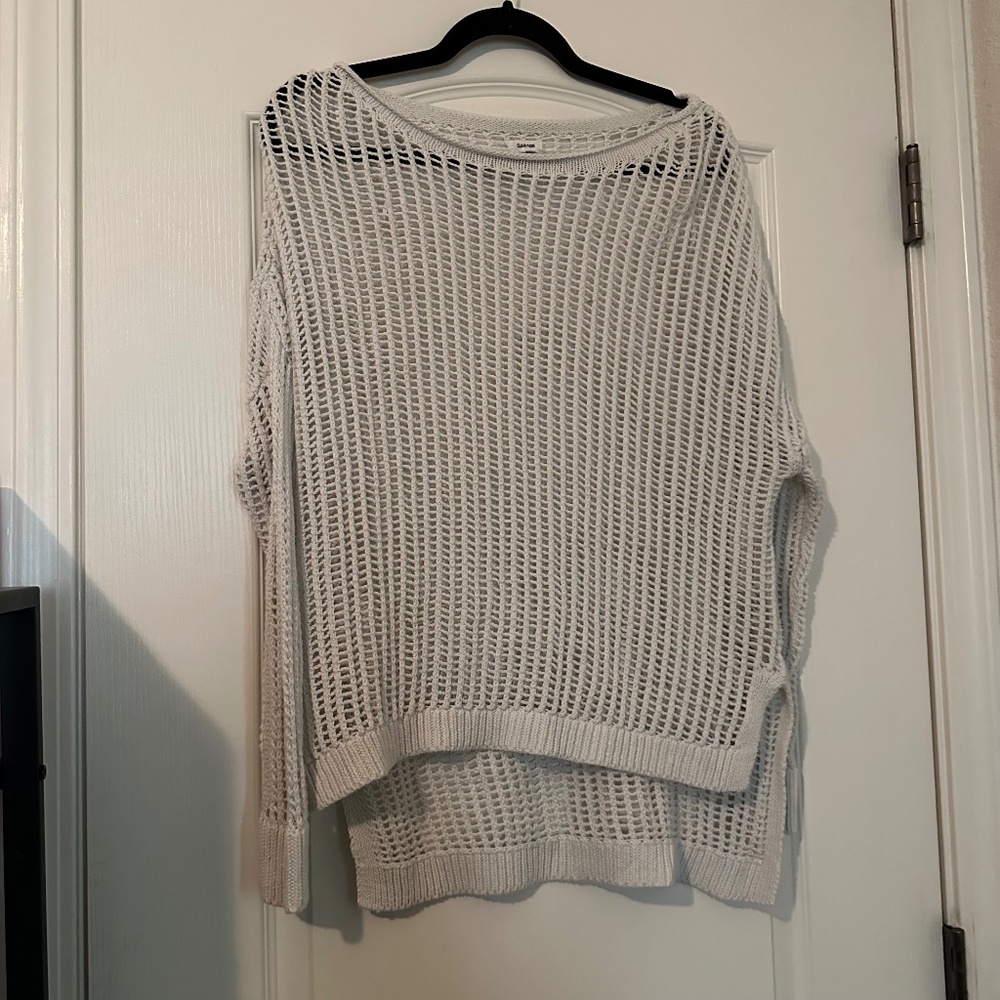 GARAGE Beige Cream Knit Sweater Size: Small No major flaws